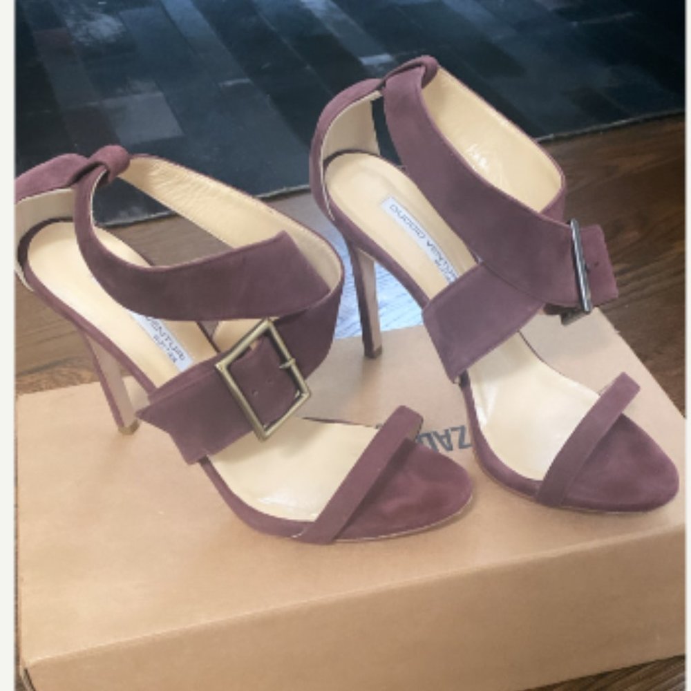 Duccio Venturi Bottier Womens sz 38.5/ 8 burgundy suede criss cross sandals